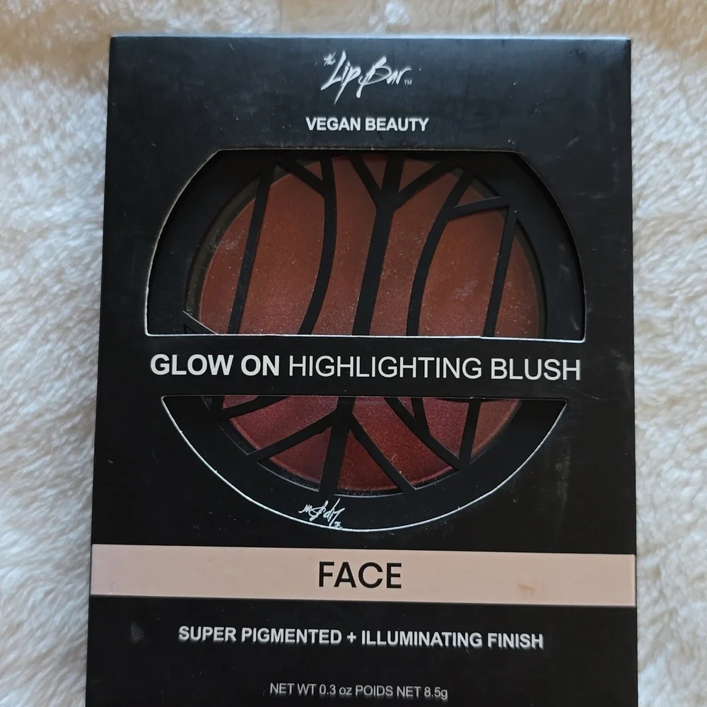 The Lip‎ Bar Glow On Highlighting Blush NWT